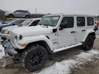 2023 Jeep Wrangler Sahara with VIN 1C4JJXP64PW580929, listed as a Copart auction lot 88534455 with 32,661 mi miles and Salvage Title. Bid and sale history available at DreamBid. Image 1.