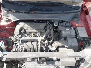 2022 Hyundai Venue SEL z VIN KMHRC8A39NU186851, wystawiony jako IAAI lot #41888011 z przebiegiem 50 773 mil mil oraz . Historia ofert i sprzedaży dostępna na DreamBid. Obrazek 10.
