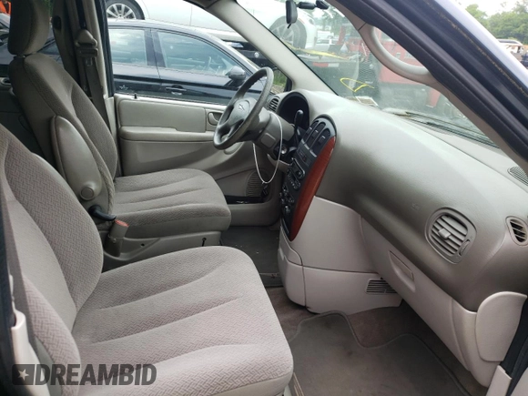 2007 Chrysler Town & Country LWB LX with VIN 1A4GP44R07R341466, listed as a Copart auction lot 86891174 with 182,804 mi miles and Non Repairable. Bid and sale history available at carsss.com. Image 5.