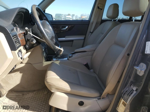 2011 Mercedes-Benz GLK-Class GLK 350 with VIN WDCGG5GB4BF668859, listed as a Copart auction lot 48438105 with 120,101 mi miles and Clean Title. Bid and sale history available at carsss.com. Image 7.