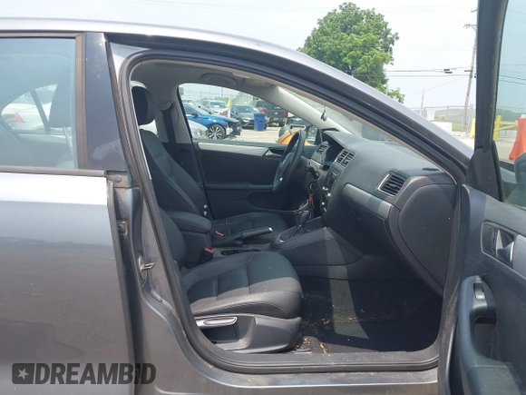 2012 Volkswagen Jetta TDI w/Premium & Nav with VIN 3VWLL7AJ7CM120526, listed as a IAAI auction lot 42494136 with 149,202 mi miles and . Bid and sale history available at DreamBid. Image 5.
