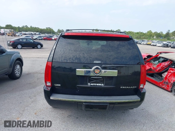 2009 Cadillac Escalade z VIN 1GYFC23249R116363, wystawiony jako IAAI lot #39887498 z przebiegiem 140 095 mil mil oraz . Historia ofert i sprzedaży dostępna na DreamBid. Obrazek 15.