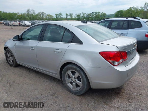 2015 Chevrolet Cruze LT with VIN 1G1PC5SB1F7132548, listed as a IAAI auction lot 39232315 with 155,819 mi miles and . Bid and sale history available at DreamBid. Image 3.