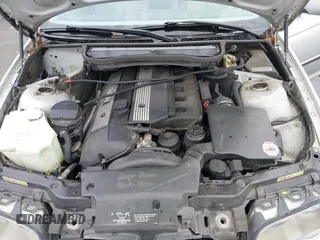 2001 BMW 3 Series 330i with VIN WBAAV53441FJ64705, listed as a IAAI auction lot 41632831 with 211,862 mi miles. Bid and sale history available at carsss.com. Image 10.