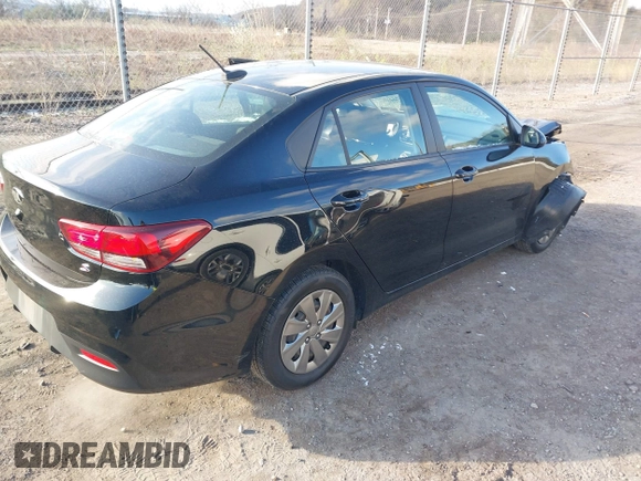 2019 Kia Rio S with VIN 3KPA24AB9KE209902, listed as a IAAI auction lot 41983203 with 31,231 mi miles. Bid and sale history available at carsss.com. Image 4.