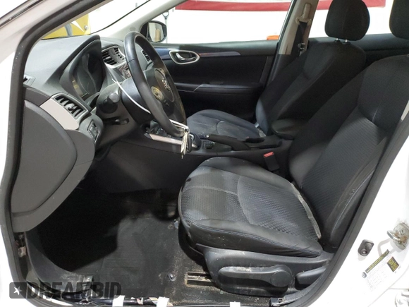 2018 Nissan Sentra SV z VIN 3N1AB7AP1JY337953, wystawiony jako Copart lot #50605925 z przebiegiem 79 252 mil mil oraz Szkoda całkowita • Salvage title. Historia ofert i sprzedaży dostępna na DreamBid. Obrazek 7.