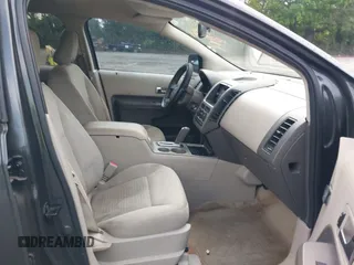 2007 Ford Edge SE z VIN 2FMDK36C17BA21202, wystawiony jako IAAI lot #42259993 z przebiegiem 277 455 mil mil oraz . Historia ofert i sprzedaży dostępna na DreamBid. Obrazek 5.