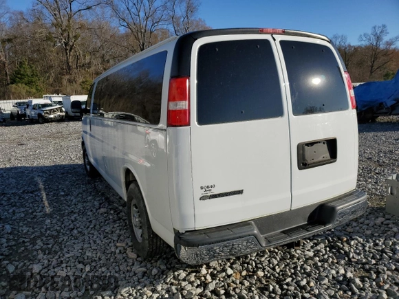 2018 Chevrolet Express Passenger LT with VIN 1GAZGPFG3J1253205, listed as a Copart auction lot 87235434 with Not provided miles and Salvage title. Bid and sale history available at DreamBid. Image 3.