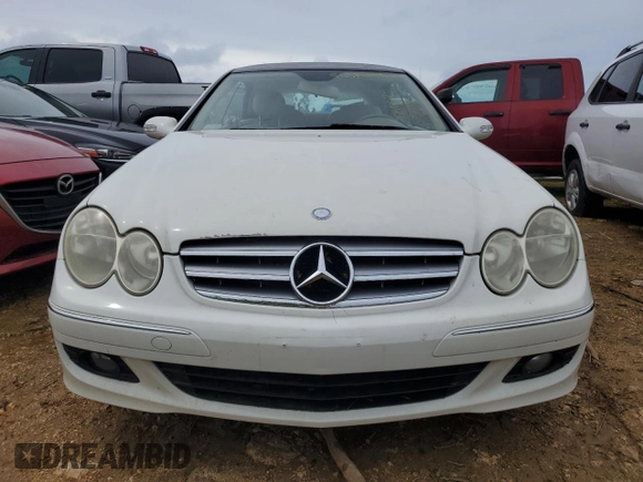 2008 Mercedes-Benz CLK-Class 3.5L with VIN WDBTK56F58T090092, listed as a Copart auction lot 56253453 with 27,038 mi miles and Non Repairable. Bid and sale history available at carsss.com. Image 5.