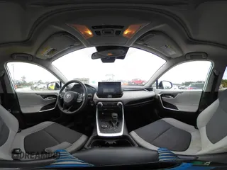 2020 Toyota RAV4 Hybrid XLE z VIN 2T3RWRFV7LW072553, wystawiony jako IAAI lot #42197281 z przebiegiem 166 115 mil mil oraz . Historia ofert i sprzedaży dostępna na DreamBid. Obrazek 18.