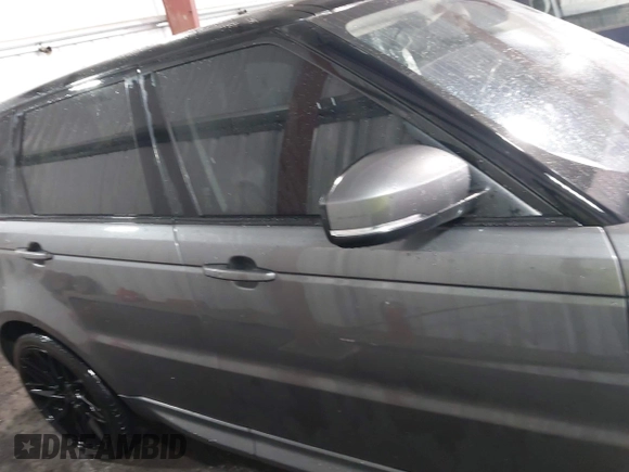 2016 Land Rover Range Rover Sport SE with VIN SALWG2VF2GA648368, listed as a IAAI auction lot 42109362 with 137,798 mi miles and . Bid and sale history available at DreamBid. Image 13.
