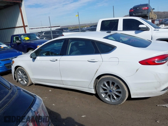 2017 Ford Fusion SE z VIN 3FA6P0H77HR277995, wystawiony jako IAAI lot #41586483 z przebiegiem 191 912 mil mil oraz . Historia ofert i sprzedaży dostępna na DreamBid. Obrazek 14.
