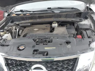 2014 Nissan Pathfinder SL with VIN 5N1AR2MN5EC699428, listed as a IAAI auction lot 42793201 with 178,985 mi miles and . Bid and sale history available at DreamBid. Image 10.