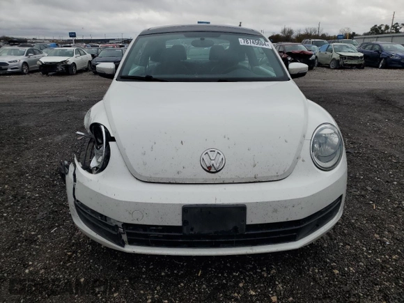 2013 Volkswagen Beetle 2.5L с VIN 3VWJX7AT7DM614139, выставлен на аукционе Copart как лот 78745604 с пробегом 201 620 миль миль и Списание • Salvage title. История ставок и продаж доступна на DreamBid. Изображение 5.