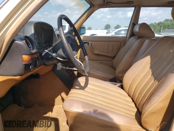 1980 Mercedes-Benz 300 с VIN 12319012019843, выставлен на аукционе Copart как лот 66558265 с пробегом 116 912 миль миль и Чистый • Clean title. История ставок и продаж доступна на DreamBid. Изображение 7.