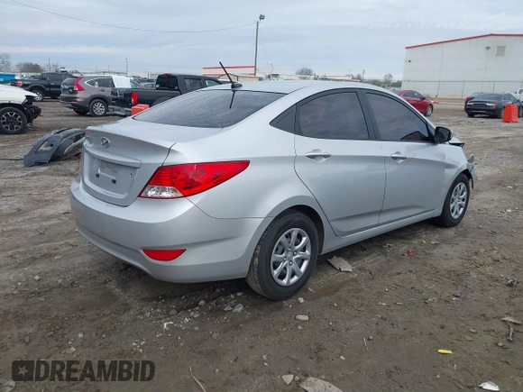 2012 Hyundai Accent GLS z VIN KMHCT4AE5CU242474, wystawiony jako IAAI lot #41455547 z przebiegiem 163 199 mil mil oraz . Historia ofert i sprzedaży dostępna na DreamBid. Obrazek 4.