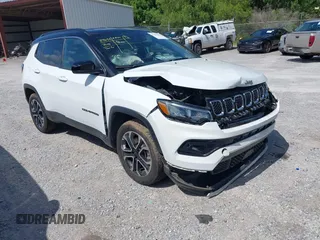 2024 Jeep Compass Limited z VIN 3C4NJDCN6RT610177, wystawiony jako IAAI lot #42498623 z przebiegiem 36 259 mil mil oraz . Historia ofert i sprzedaży dostępna na DreamBid. Obrazek 1.