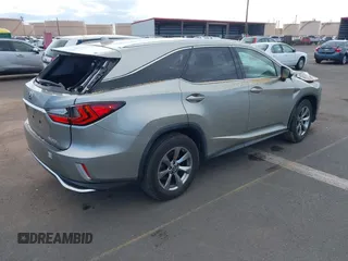 2019 Lexus RX 350L Premium z VIN JTJGZKCA3K2011521, wystawiony jako IAAI lot #41504654 z przebiegiem 37 761 mil mil oraz . Historia ofert i sprzedaży dostępna na DreamBid. Obrazek 4.