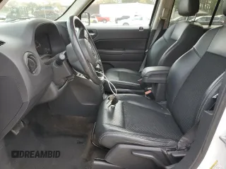 2017 Jeep Patriot Sport SE z VIN 1C4NJRBB1HD167915, wystawiony jako Copart lot #52295385 z przebiegiem 142 735 mil mil oraz Szkoda całkowita • Salvage title. Historia ofert i sprzedaży dostępna na DreamBid. Obrazek 7.