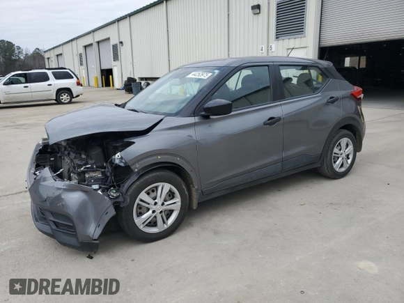 2020 Nissan Kicks S with VIN 3N1CP5BV3LL544243, listed as a Copart auction lot 44253975 with 104,083 mi miles and Salvage Title. Bid and sale history available at carsss.com. Image 1.