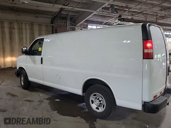 2015 Chevrolet Express Cargo with VIN 1GCWGFCF9F1167047, listed as a IAAI auction lot 42666478 with 169,647 mi miles and . Bid and sale history available at DreamBid. Image 17.