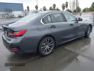 2020 BMW 3 Series 330i with VIN WBA5R1C01LFH44947, listed as a IAAI auction lot 41712345 with 137,950 mi miles and . Bid and sale history available at DreamBid. Image 4.