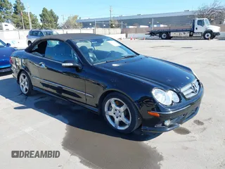 2009 Mercedes-Benz CLK-Class 3.5L with VIN WDBTK56GX9T107902, listed as a IAAI auction lot 41867771 with 134,939 mi miles. Bid and sale history available at carsss.com. Image 1.