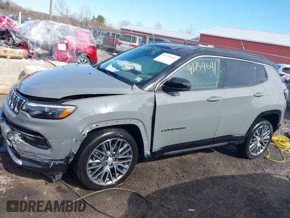 2024 Jeep Compass Limited with VIN 3C4NJDCN3RT590180, listed as a IAAI auction lot 41759691 with 18,490 mi miles and . Bid and sale history available at carsss.com. Image 14.