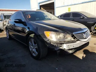 2006 Acura RL with VIN JH4KB16566C006869, listed as a Copart auction lot 50786035 with 139,756 mi miles and Salvage title. Bid and sale history available at DreamBid. Image 4.