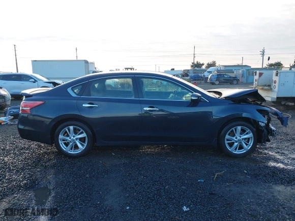 2013 Nissan Altima 2.5 S with VIN 1N4AL3AP7DN436853, listed as a IAAI auction lot 41290935 with 120,243 mi miles. Bid and sale history available at carsss.com. Image 14.