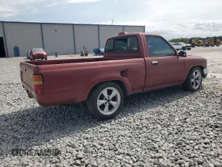 1994 Toyota Pickup DLX with VIN 4TARN81P3RZ163491, listed as a Copart auction lot 65920015 with 212,592 mi miles and Clean title. Bid and sale history available at DreamBid. Image 3.
