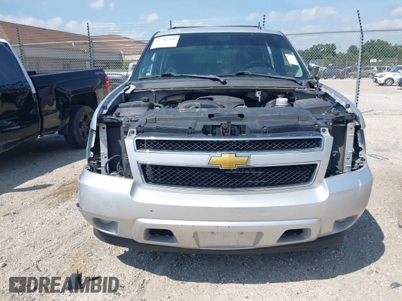 2013 Chevrolet Tahoe LS with VIN 1GNSCAE08DR153829, listed as a IAAI auction lot 42742266 with 216,821 mi miles and . Bid and sale history available at DreamBid. Image 6.