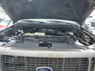 2003 Ford Excursion Limited с VIN 1FMNU43S23EB13028, выставлен на аукционе Copart как лот 59771045 с пробегом 225 405 миль миль и Списание • Salvage title. История ставок и продаж доступна на DreamBid. Изображение 11.