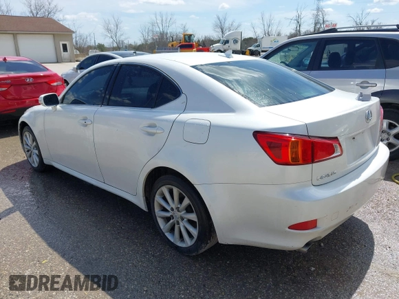 2009 Lexus IS with VIN JTHCK262095035485, listed as a IAAI auction lot 42015619 with 204,518 mi miles. Bid and sale history available at carsss.com. Image 3.