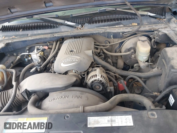2001 Chevrolet Silverado 1500 LS with VIN 2GCEC19V011186596, listed as a IAAI auction lot 41927474 with 157,039 mi miles. Bid and sale history available at carsss.com. Image 10.