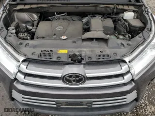 2019 Toyota Highlander SE with VIN 5TDJZRFH3KS956214, listed as a Copart auction lot 47460535 with 80,337 mi miles and Salvage Title. Bid and sale history available at carsss.com. Image 12.