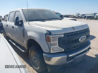 2022 Ford Super Duty F-250 SRW XL with VIN 1FT7W2B65NED00802, listed as a IAAI auction lot 41676780 with 164,529 mi miles. Bid and sale history available at carsss.com. Image 1.