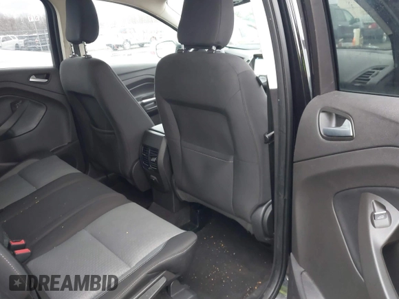 2019 Ford Escape SE with VIN 1FMCU0GD4KUA60347, listed as a IAAI auction lot 41918075 with 27,695 mi miles. Bid and sale history available at carsss.com. Image 8.