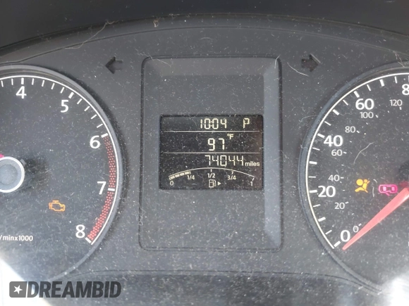 2011 Volkswagen Jetta SE with VIN 3VWDZ7AJ2BM340240, listed as a IAAI auction lot 42726569 with 74,044 mi miles and . Bid and sale history available at DreamBid. Image 7.