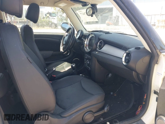 2012 MINI Hardtop with VIN WMWSU3C57CT185623, listed as a IAAI auction lot 42177627 with 159,596 mi miles and . Bid and sale history available at DreamBid. Image 5.