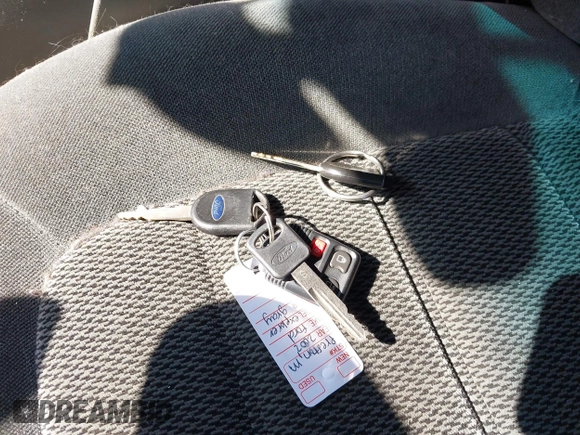 2002 Ford Explorer XLT с VIN 1FMZU73WX2ZC17621, выставлен на аукционе IAAI как лот 42110673 с пробегом 149 416 миль миль и . История ставок и продаж доступна на DreamBid. Изображение 11.