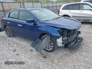 2019 Nissan Sentra S z VIN 3N1AB7AP9KY241490, wystawiony jako IAAI lot #42080464 z przebiegiem 108 629 mil mil oraz . Historia ofert i sprzedaży dostępna na DreamBid. Obrazek 1.