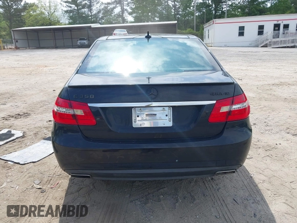 2011 Mercedes-Benz E 350 Luxury z VIN WDDHF8HB0BA269785, wystawiony jako IAAI lot #42120896 z przebiegiem 170 433 mil mil oraz . Historia ofert i sprzedaży dostępna na DreamBid. Obrazek 16.