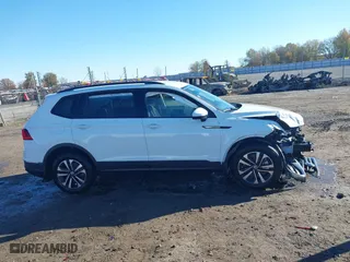 2024 Volkswagen Tiguan S with VIN 3VVRB7AX3RM146054, listed as a IAAI auction lot 41070662 with 4,756 mi miles. Bid and sale history available at carsss.com. Image 13.
