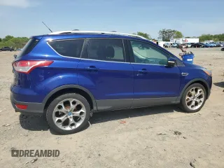 2013 Ford Escape Titanium z VIN 1FMCU0J99DUB78353, wystawiony jako Copart lot #54324725 z przebiegiem 209 829 mil mil oraz Czysty tytuł • Clean title. Historia ofert i sprzedaży dostępna na DreamBid. Obrazek 3.