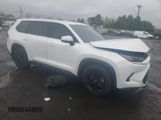 2024 Toyota Highlander XLE with VIN 5TDAAAB56RS056857, listed as a Copart auction lot 55140015 with 11,832 mi miles and Salvage title. Bid and sale history available at DreamBid. Image 4.