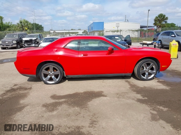2009 Dodge Challenger R/T z VIN 2B3LJ54T89H588042, wystawiony jako IAAI lot #42122055 z przebiegiem Nie podano mil oraz . Historia ofert i sprzedaży dostępna na DreamBid. Obrazek 12.