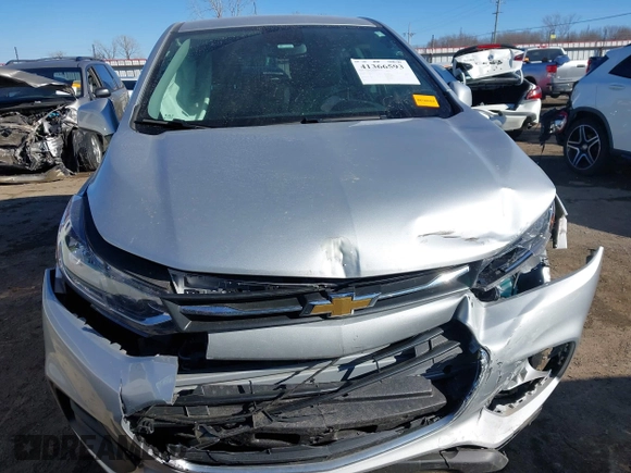 2022 Chevrolet Trax LS with VIN KL7CJNSMXNB545719, listed as a IAAI auction lot 41366593 with 9,225 mi miles. Bid and sale history available at carsss.com. Image 12.