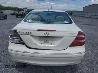 2005 Mercedes-Benz CLK 320 z VIN WDBTJ65J25F148135, wystawiony jako Copart lot #56236335 z przebiegiem 102 046 mil mil oraz Szkoda całkowita • Salvage title. Historia ofert i sprzedaży dostępna na DreamBid. Obrazek 6.