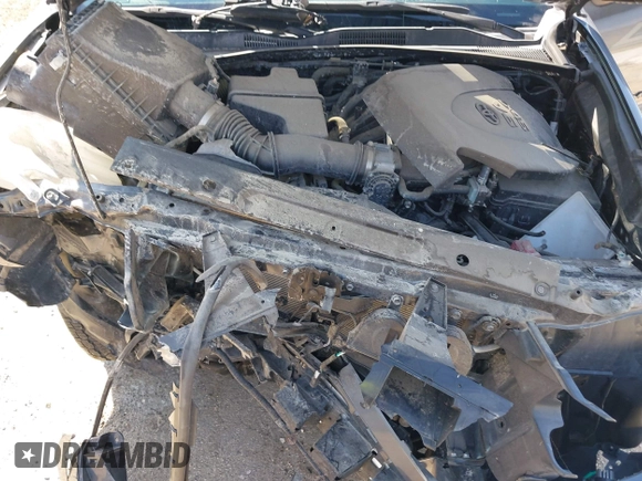 2021 Toyota Tacoma SR5 z VIN 3TMDZ5BN8MM117163, wystawiony jako IAAI lot #42070540 z przebiegiem 12 790 mil mil oraz . Historia ofert i sprzedaży dostępna na DreamBid. Obrazek 10.
